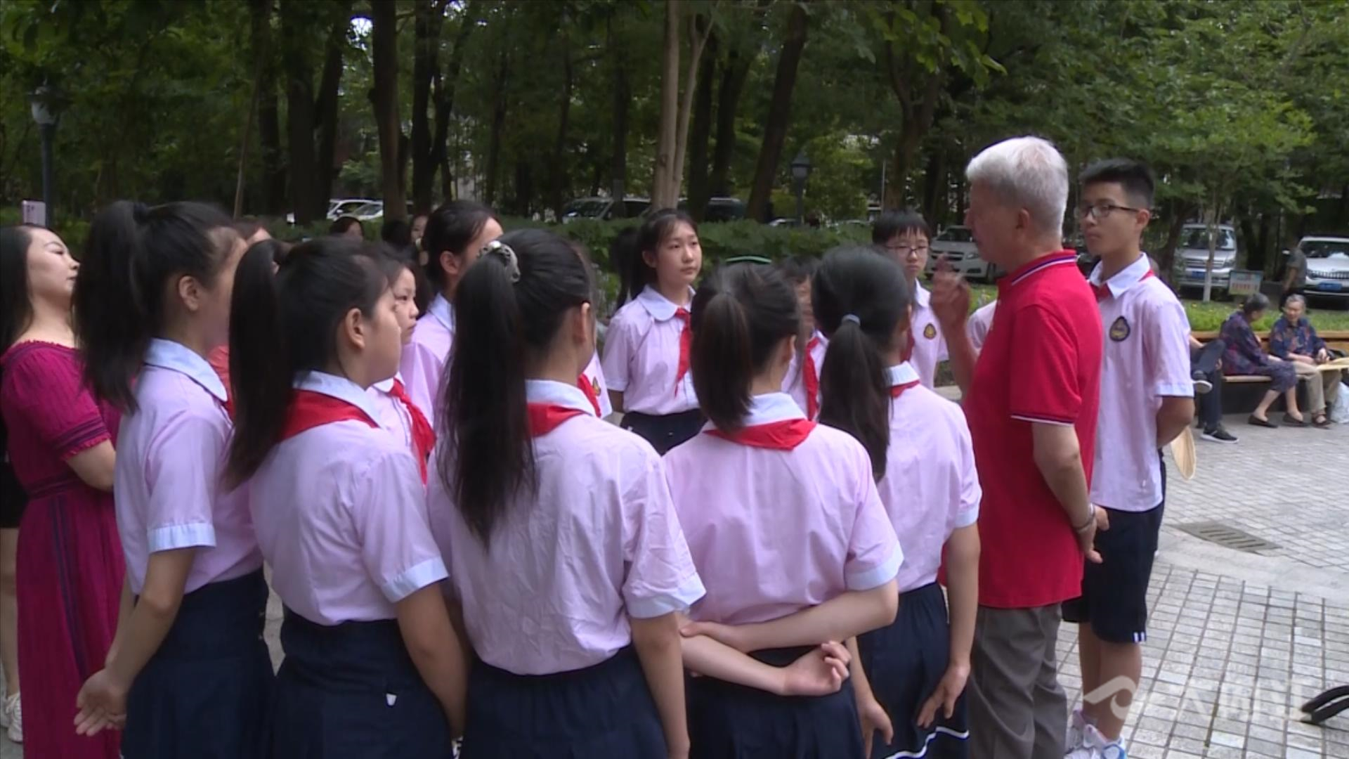 新媒體成渝鐵路筑路精神.mp4_20220701_125903757.jpg